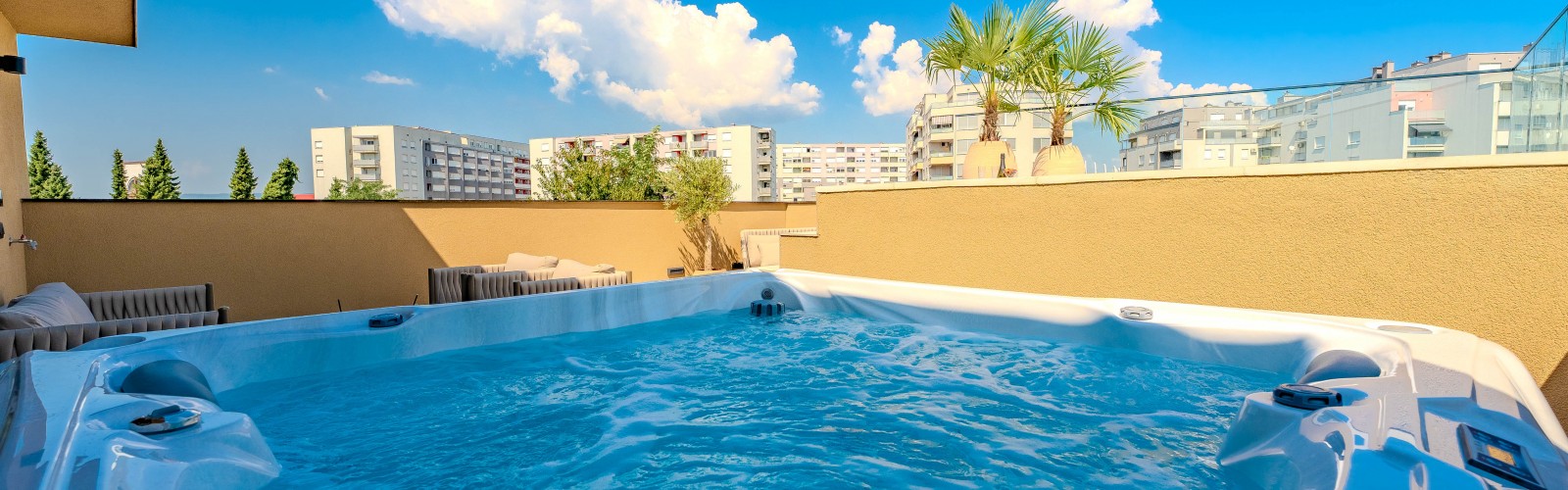 Zamjena vode u jacuzziju: punjenje i zračni čep