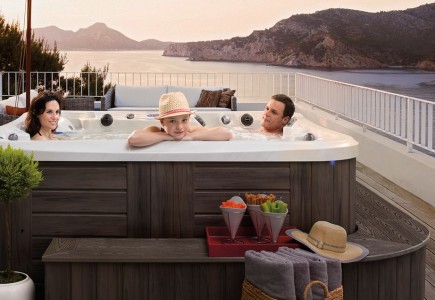 Razlozi za kupnju masažnog bazena: zdravlje, obitelj i bolji stil života Razlozi za kupnju masažnog bazena: zdravlje, obitelj i bolji stil života