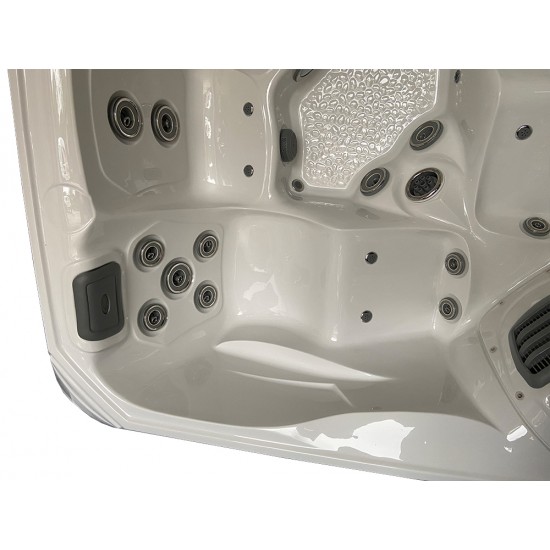 JJSPA SP637B - Masažni bazen