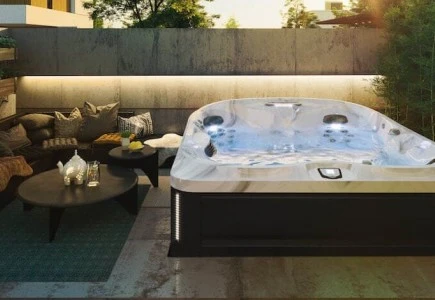 Kako napraviti savršen jacuzzi u vrtu